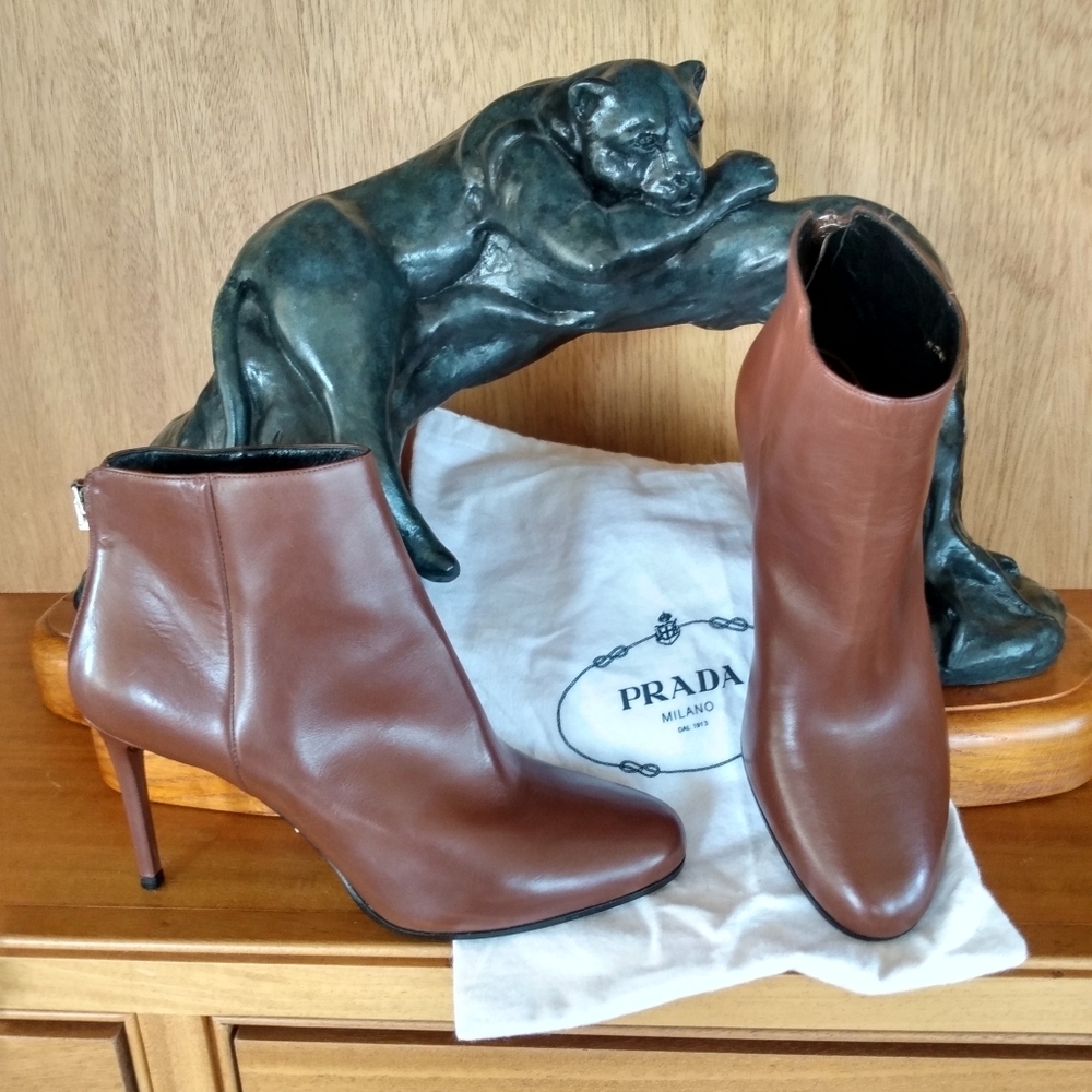 NEW, Prada Calfskin Stiletto Back Zip Booties - Picture 12 of 16